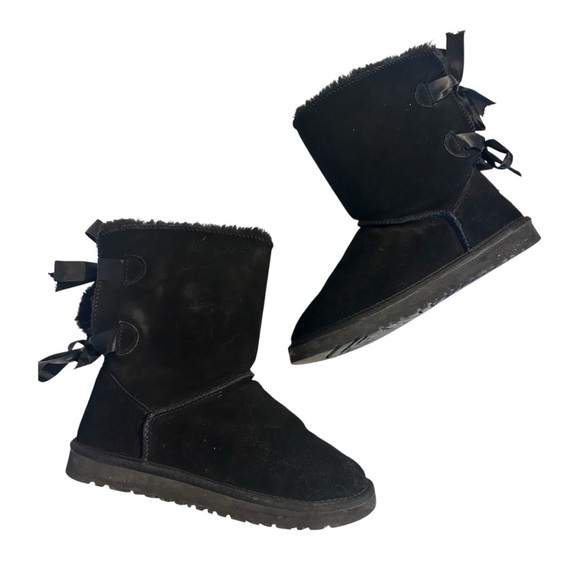 UGG Australia Bailey Bow II Genuine Shearling Boot Size 8 Black Suede Leatherl - Picture 2 of 11